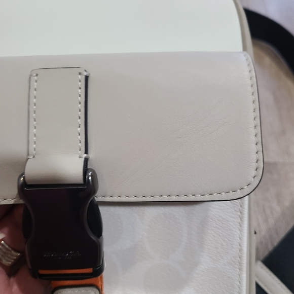 Coach track pack in color blocking - Picture 9 of 12